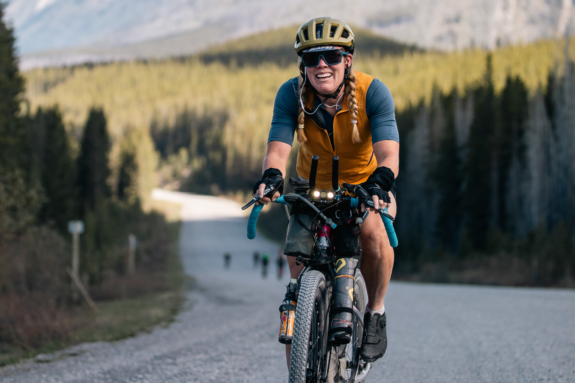 Far from Alone: Meaghan Hackinen's Invisible Support Network Behind her Solo Tour Divide Finish