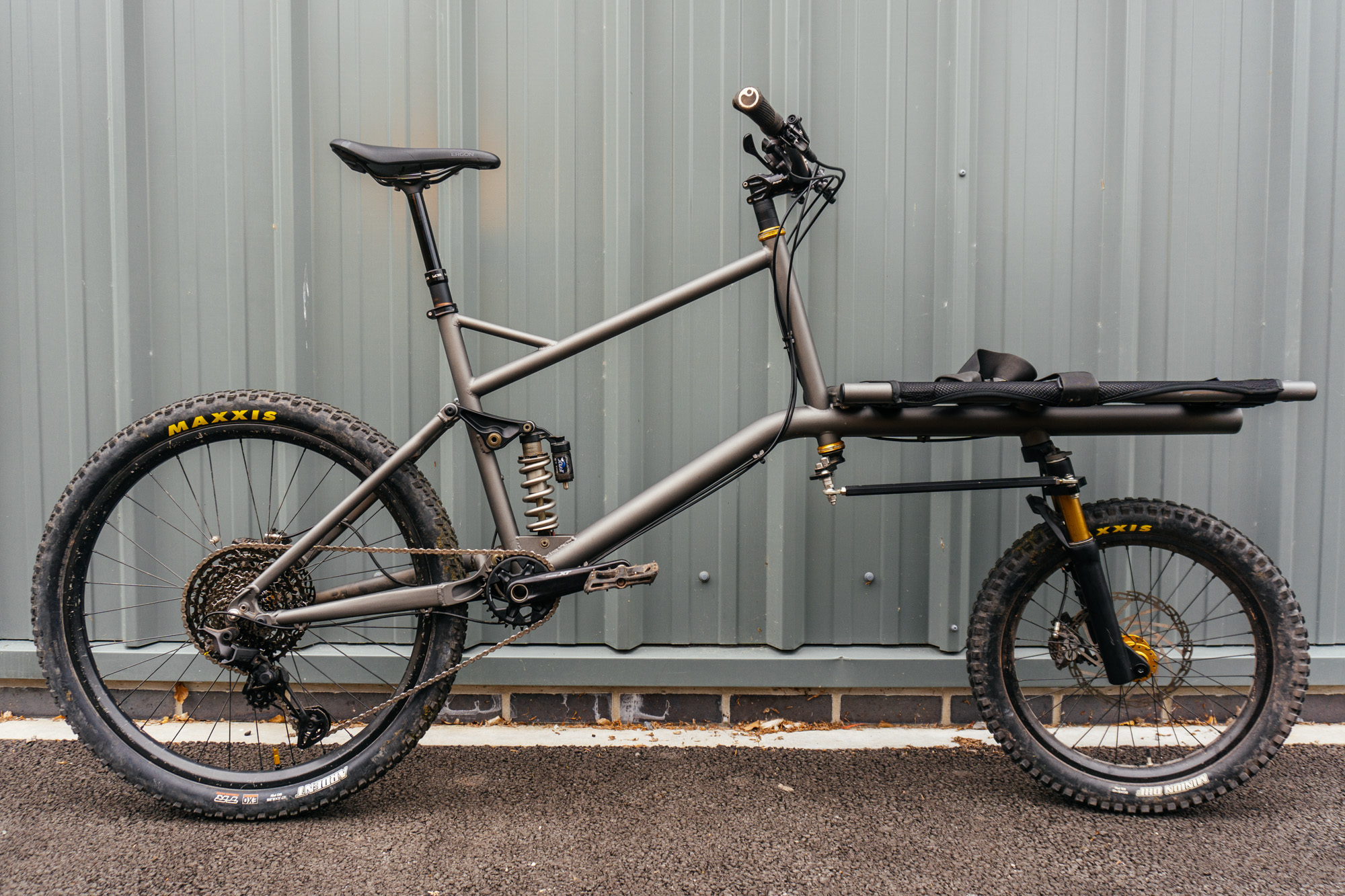 Readers' Rides: Sentient Project Stepping Stone - Omni-lized Full Suspension Cargo Bike